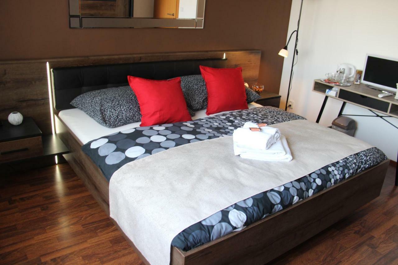 Apartamento H+ Apartman Letiste