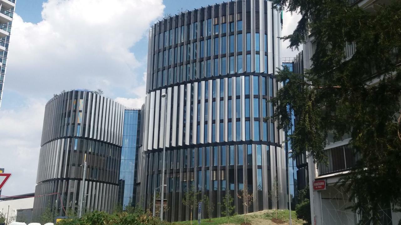 H+ Apartman Letiste Apartamento *